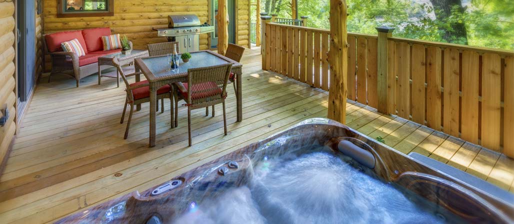 Homestead Cabin hot tub on deck